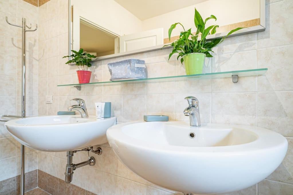 Broletto Park Apartment - Affitti Brevi Italia 莱科 外观 照片