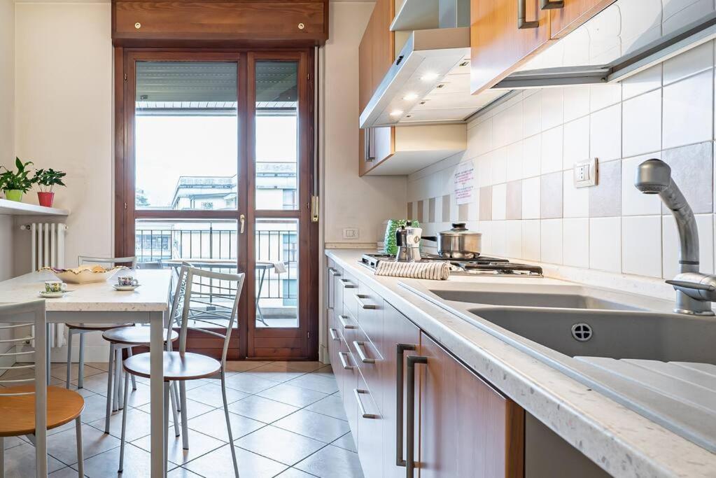 Broletto Park Apartment - Affitti Brevi Italia 莱科 外观 照片